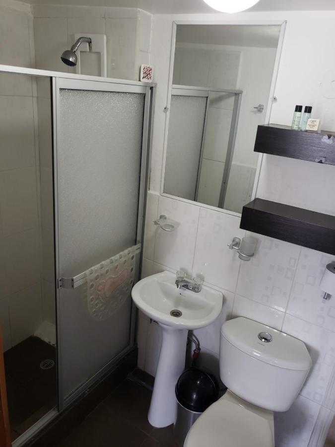 Hostal Capri Quito Luaran gambar
