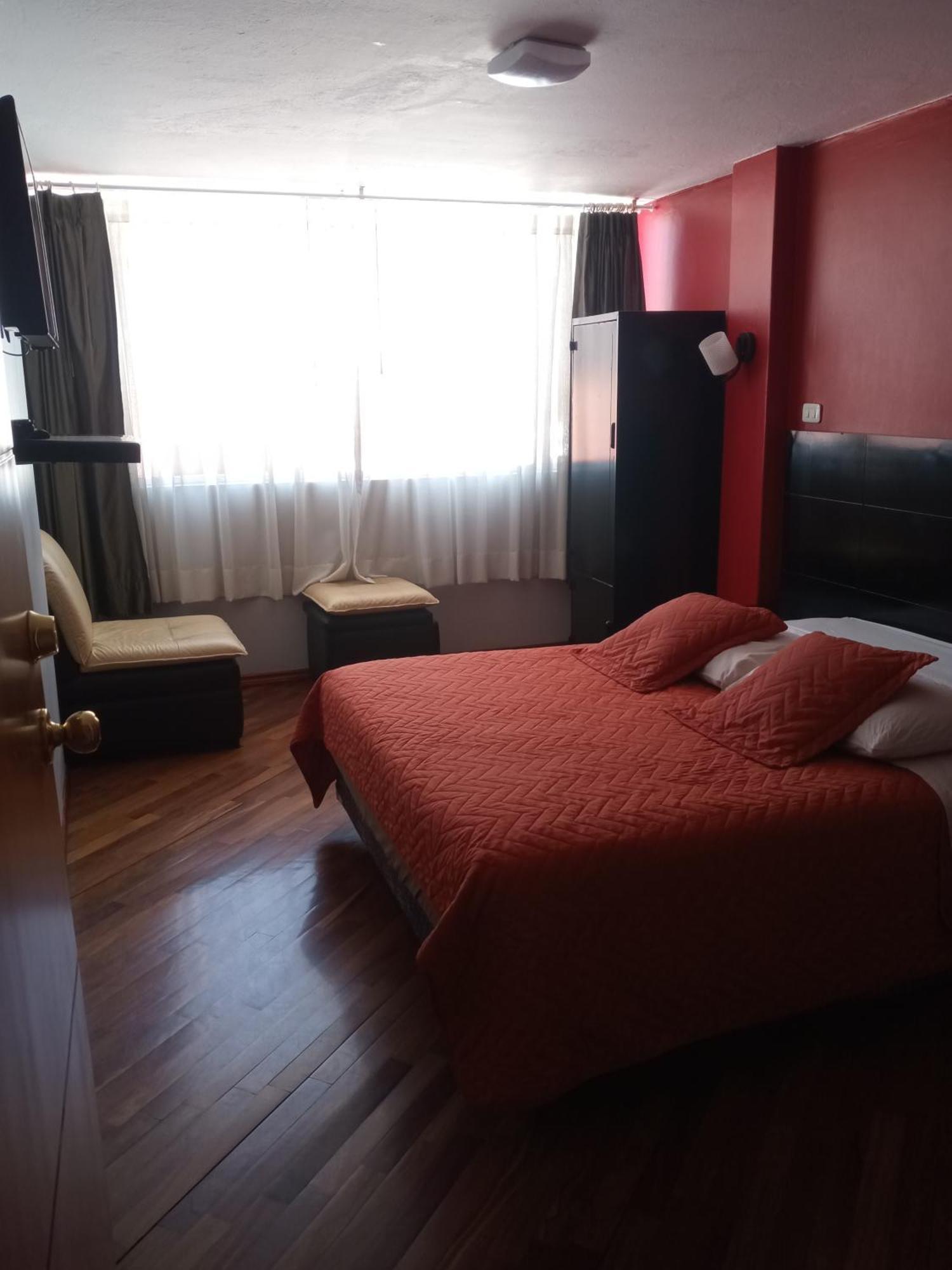 Hostal Capri Quito Luaran gambar
