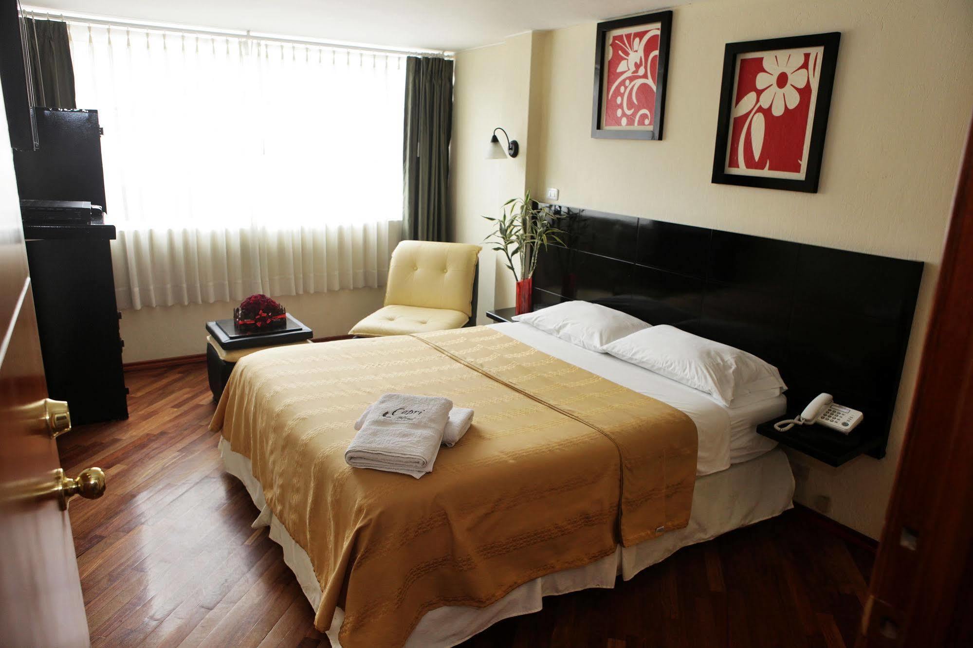 Hostal Capri Quito Luaran gambar